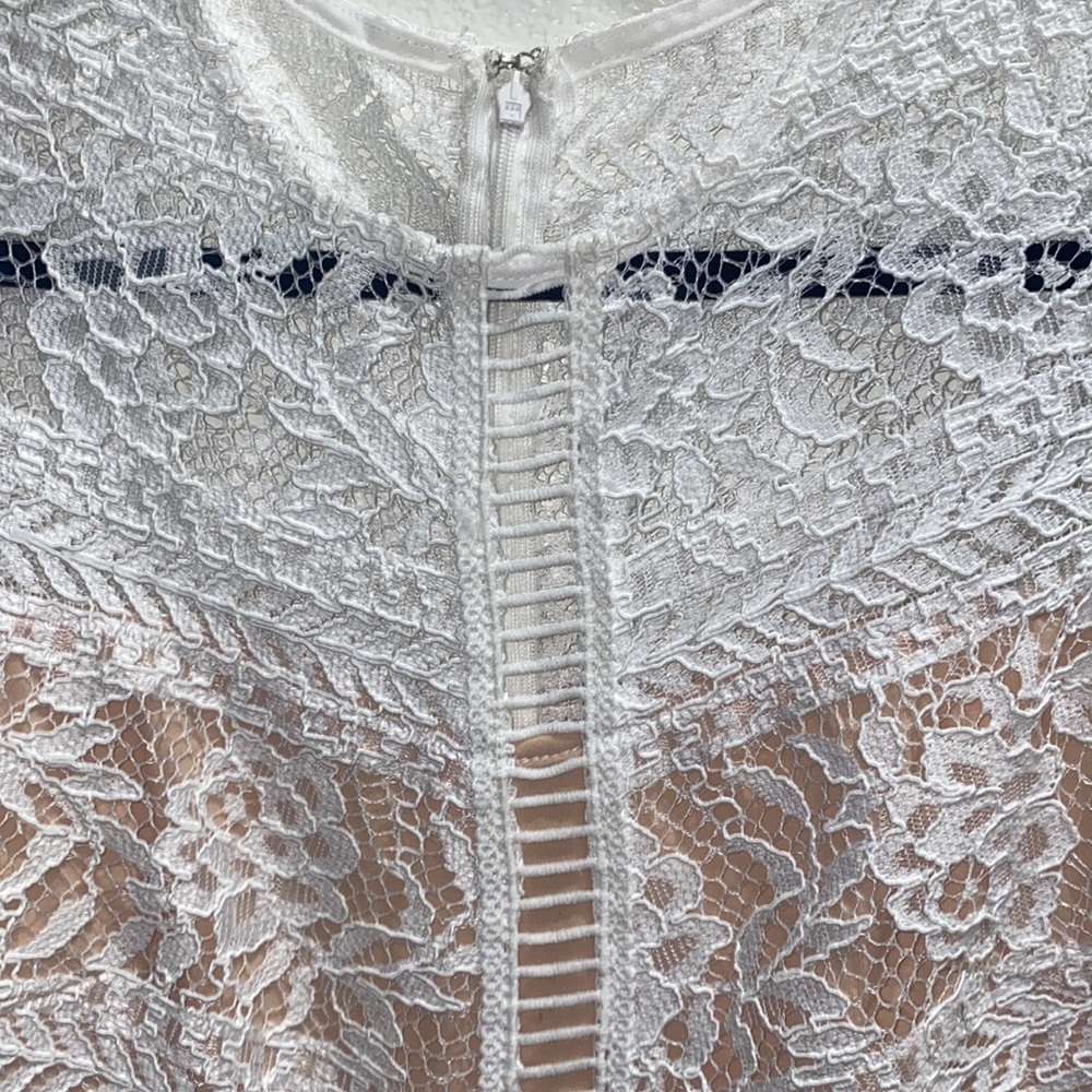 NWT Audrea White Lace & Ruffle Mini Dress - Picture 4 of 7